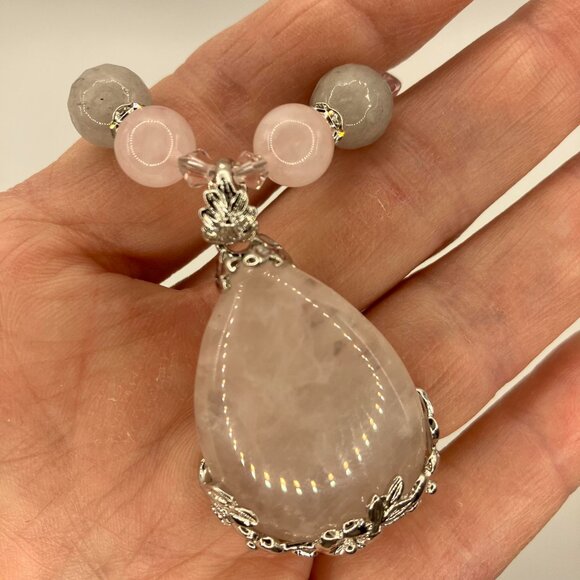 Stunning Genuine Rose Quartz Teardrop Pendant Necklace 20 ins NEW Adjustable - Picture 8 of 16